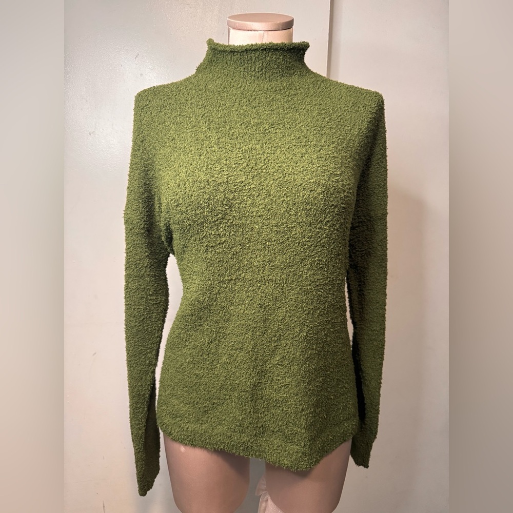 Elegant Olive Green Turtleneck Sweater